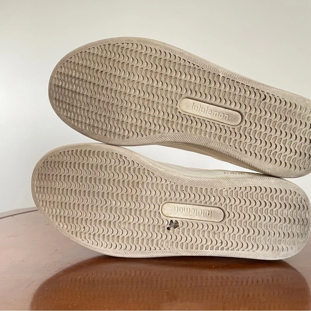 Lululemon Women’s Cityverse Low-Top Sneakers | US 8.5 - Picture 5 of 8